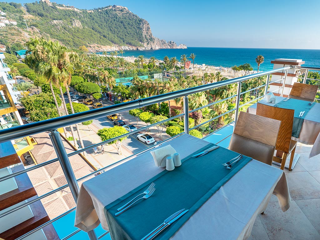 Buffetravintolan ulkoterassi