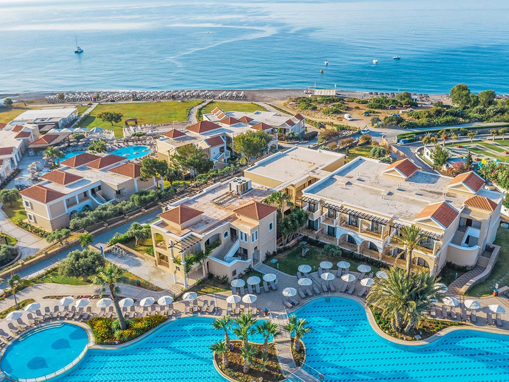 Hotellialue ja ranta