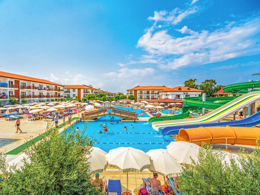 Uima-altaat ja vesipuisto