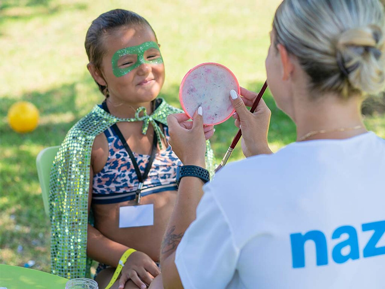 Aktiviteetit Nazarin omassa lastenkerhossa