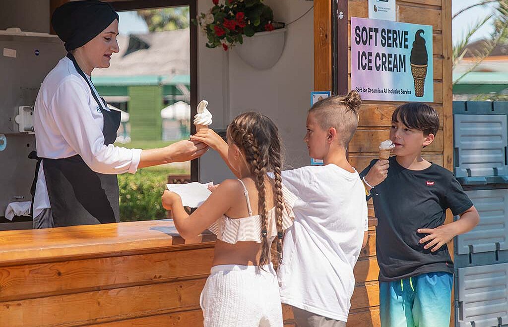 Jäätelökioski All Inclusive -vieraille